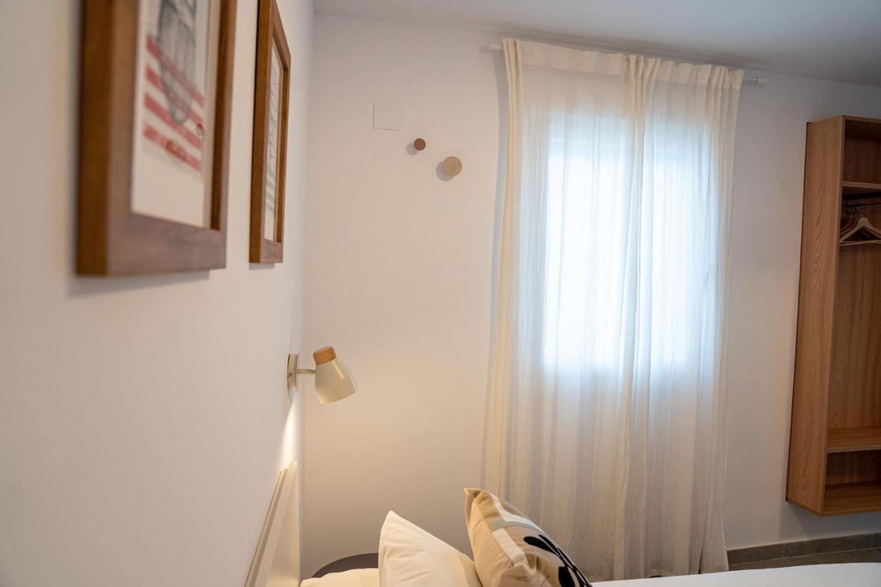 Hostal Tarantelo Conil Кониль-де-ла-Фронтера Экстерьер фото